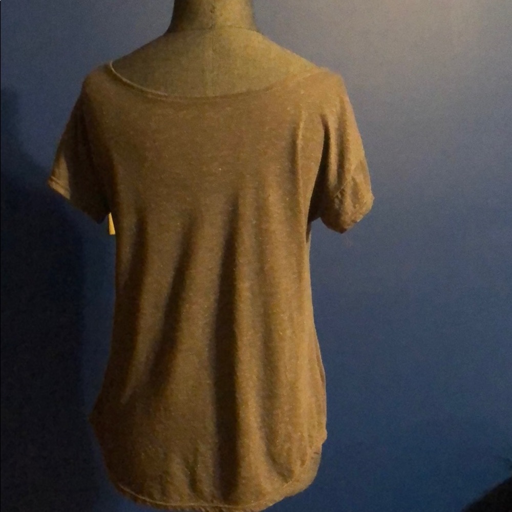 Top - Picture 2 of 2
